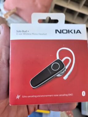 Nokia Solo Bud+ In-Ear Wireless Mono Headset + Bluetooth Headset NWT